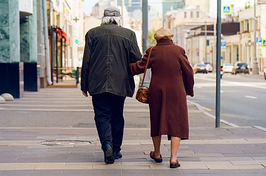 Ученые из Массачусетского университета доказали пользу ходьбы для пожилых людей