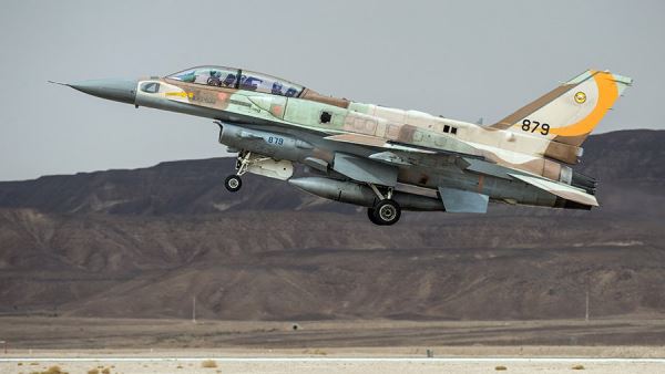 Четыре истребителя ВВС Израиля нанесли ракетный удар по Дамаску
