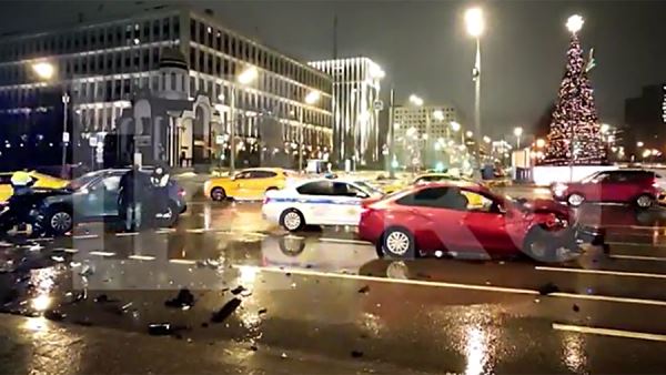 Два человека пострадали в ДТП в центре Москвы